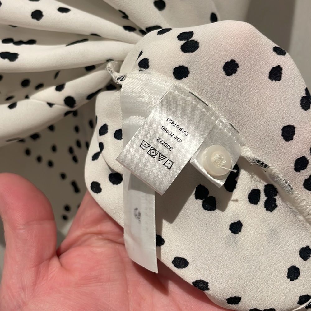 Ann Taylor LOFT NWOT Dalmatian print button down top SZ SP. small petites. - Picture 6 of 11